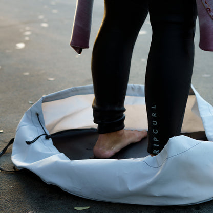 Clamshell Bag Wetsuit Changing Mat and Wetsuit Bag