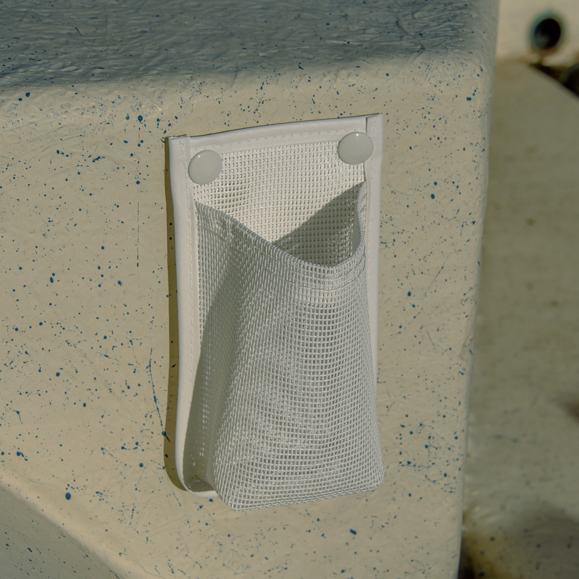 Mezz Mesh White Cup Holder for a boat