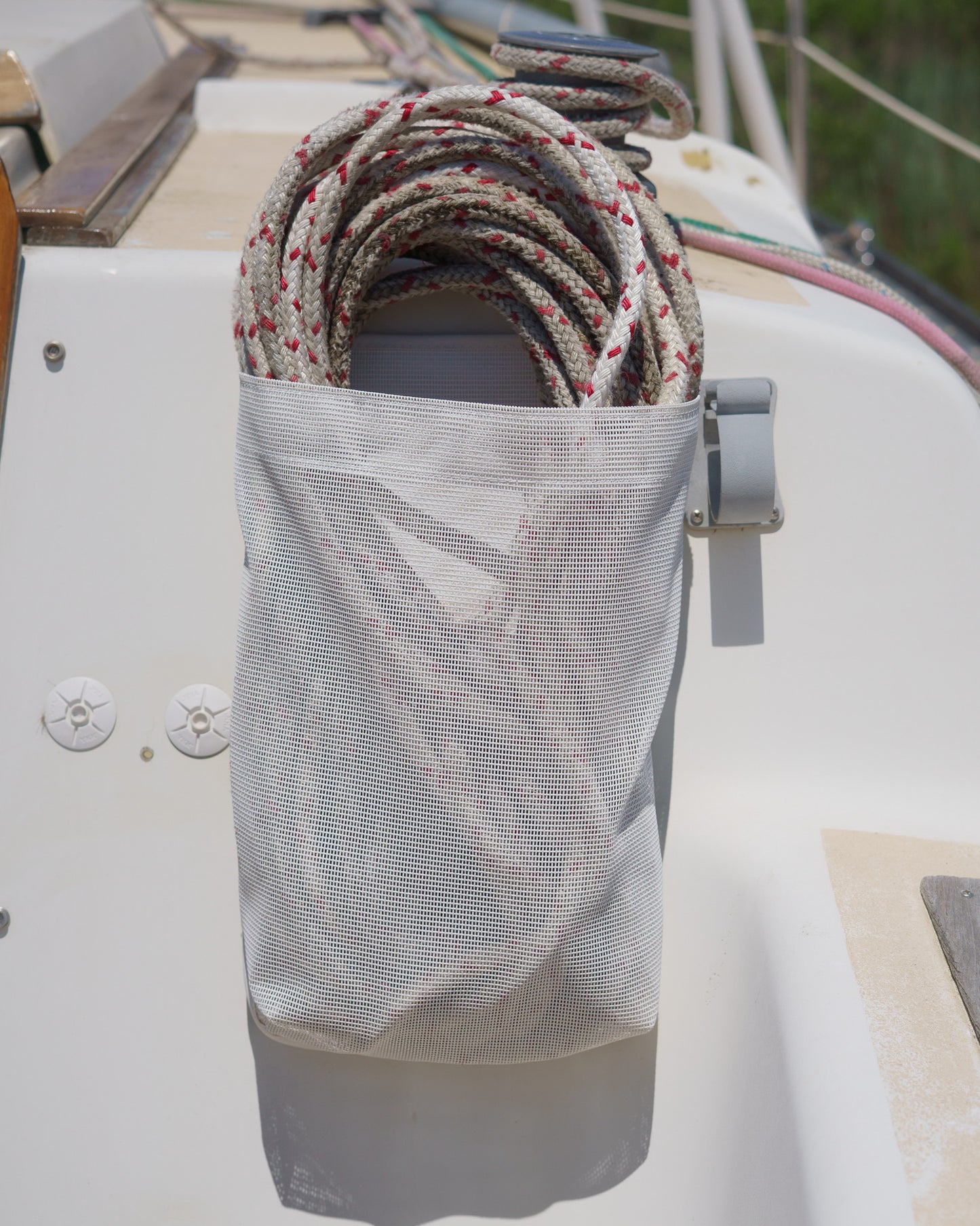 Sailboat cockpit line storage